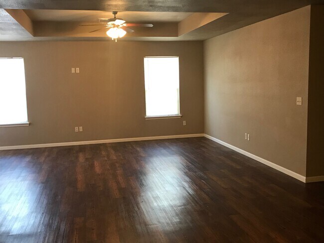 Foto del edificio - 3181 W Sexton St