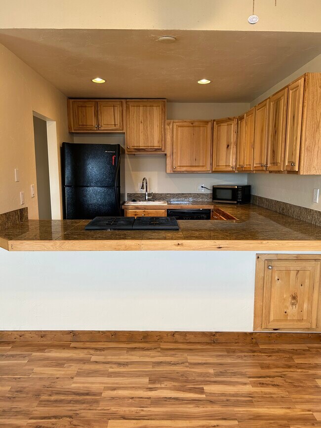 Building Photo - 336 Old Fish Creek Falls Rd