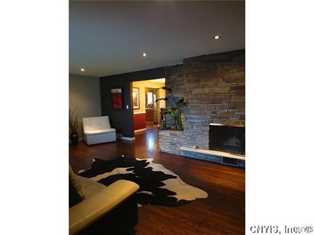 Building Photo - 111 Herz St