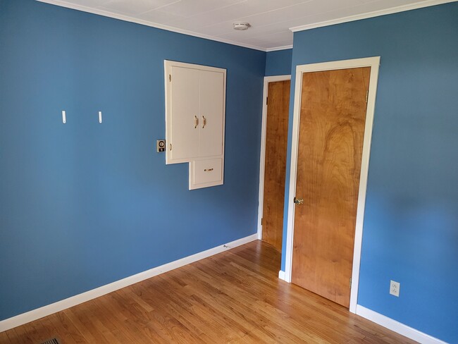 Blue room closet and storage area - 45 Chasanna Dr