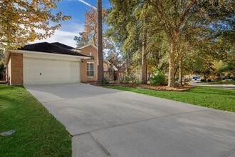 Building Photo - 78 E Foxbriar Forest Cir