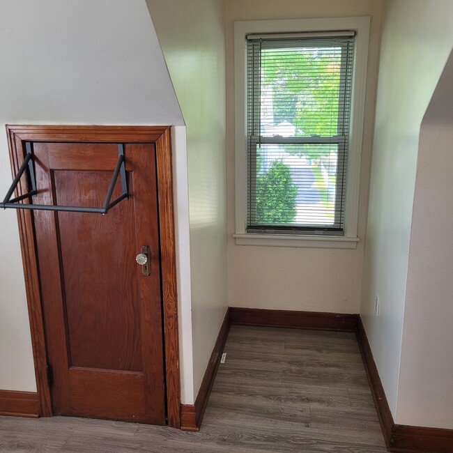 Building Photo - 3567 Chapin Ave