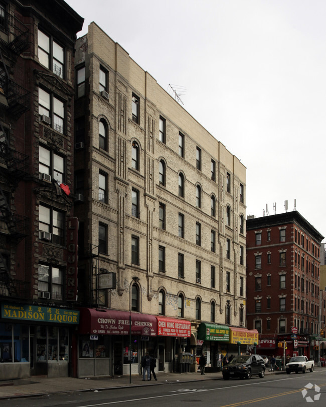 Foto del edificio - 197 Madison St