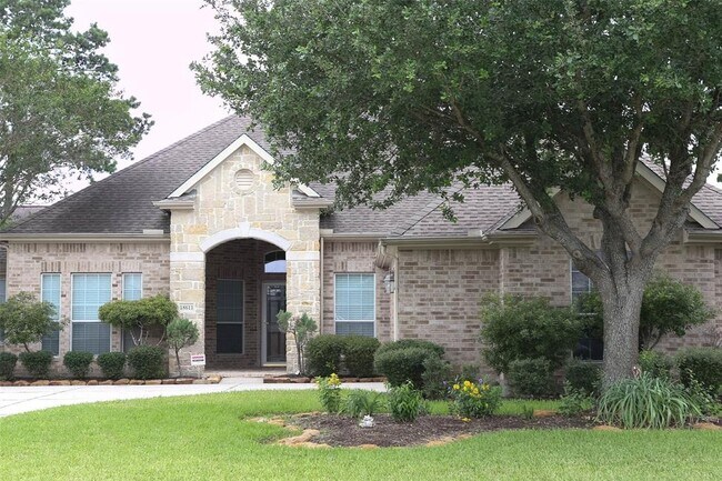 Foto del edificio - 18611 Peralta Hill Ln