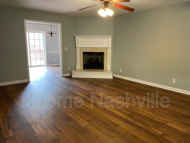 Foto del edificio - 1040 Blairfield Dr