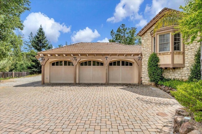 Foto del edificio - 15219 Sobey Rd