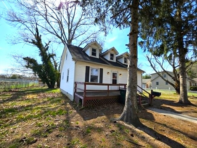 Foto del edificio - 406 Grove Pl