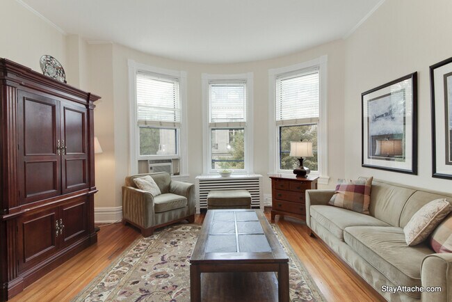 Building Photo - 1765 R Street NW Apt 201