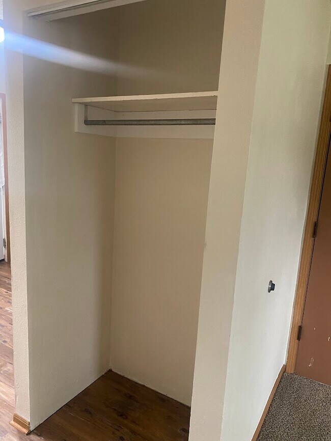 Foto del edificio - 310 Vinton Ave