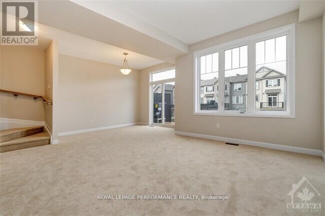 Building Photo - 110 Paloma Cir