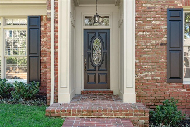 Building Photo - 7215 Plantation Cir