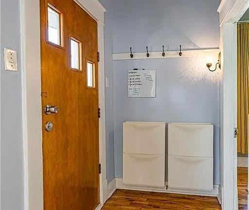 Foto del edificio - 4339 Lloyd St