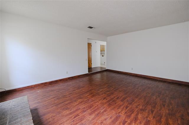Foto del edificio - 507 N Walnut Creek Dr