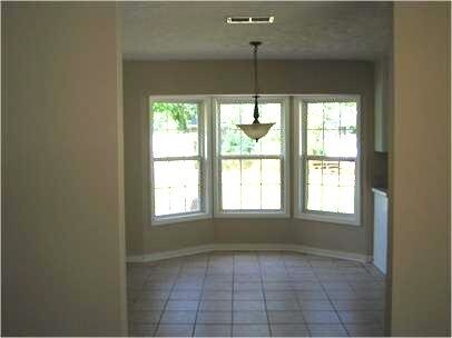 Building Photo - 214 Foxboro Dr