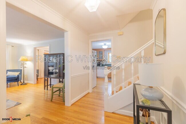 Foto del edificio - 73 Montclair Dr