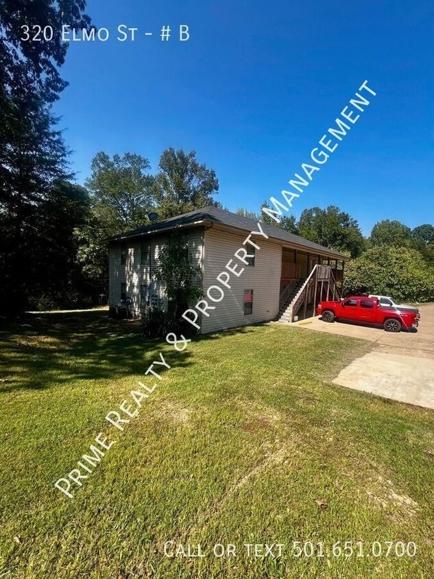 Foto principal - 320 Elmo St