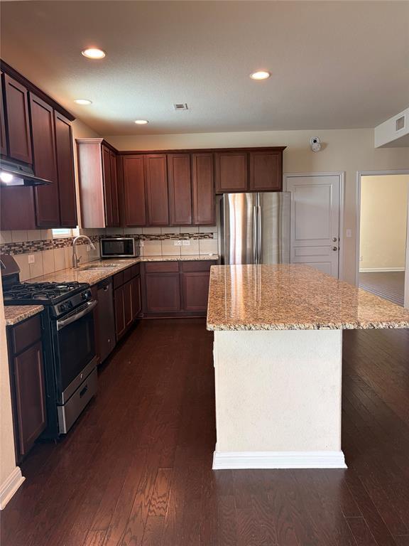 Foto del edificio - 1725 Arbor Knot Dr