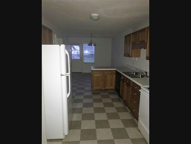 Building Photo - 4001 Elkin Ridge Dr