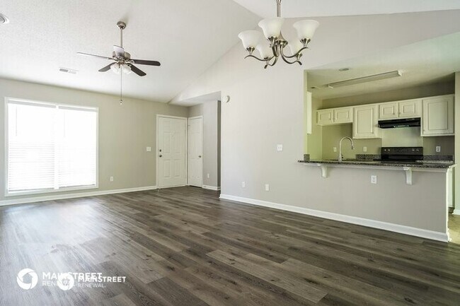 Foto del edificio - 3911 Woodberry Lake Dr, Greensboro, NC 27455