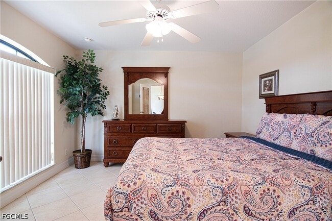 Building Photo - 5023 Agualinda Blvd