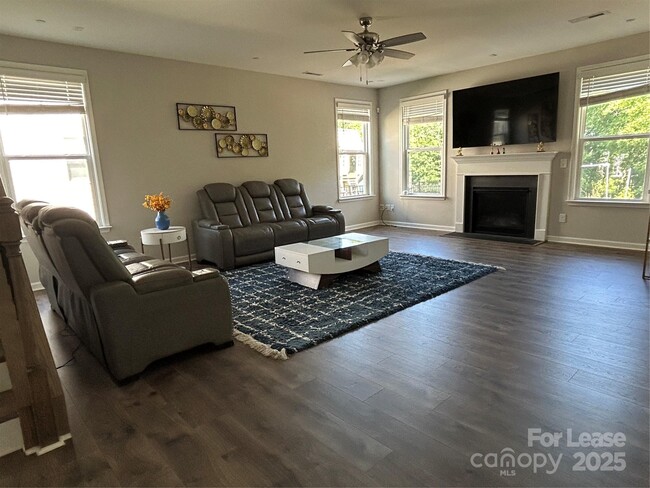 Foto del edificio - 9652 McGruden Dr NW