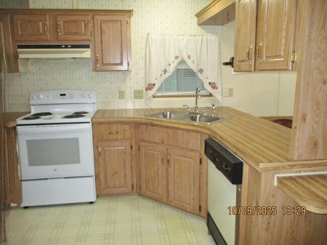 Foto del edificio - Charming 2-bedroom, 1-bathroom home locate...
