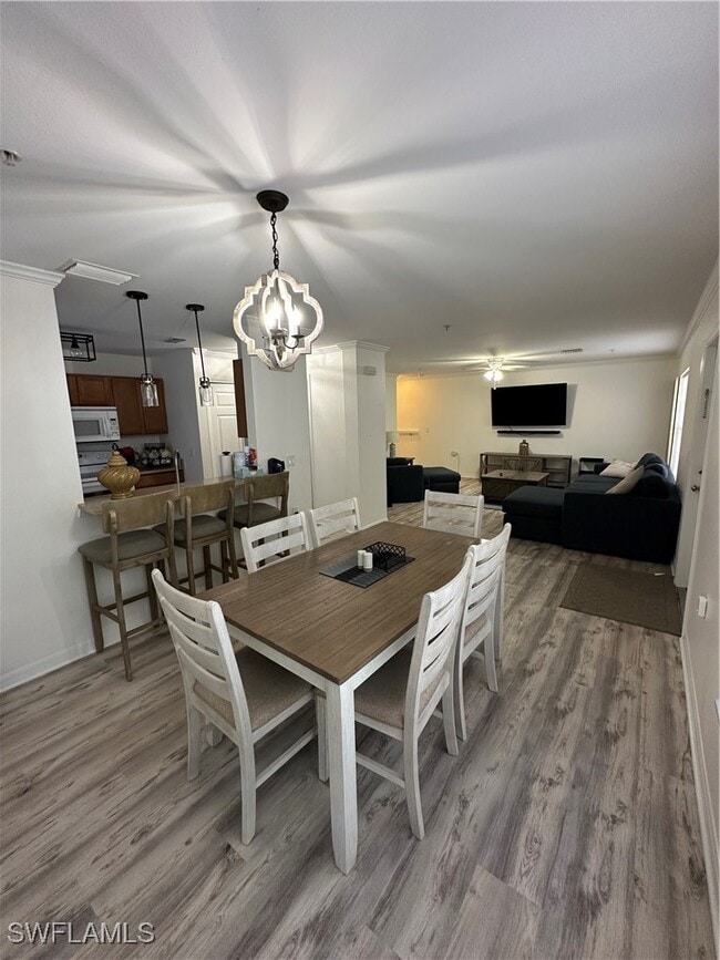 Building Photo - 9069 Gervais Cir