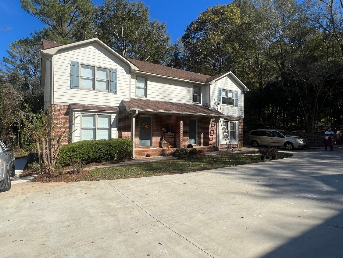 166 V F W Dr, Watkinsville, GA 30677 Townhouse for Rent in