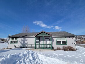 Building Photo - 90 Cattail Way