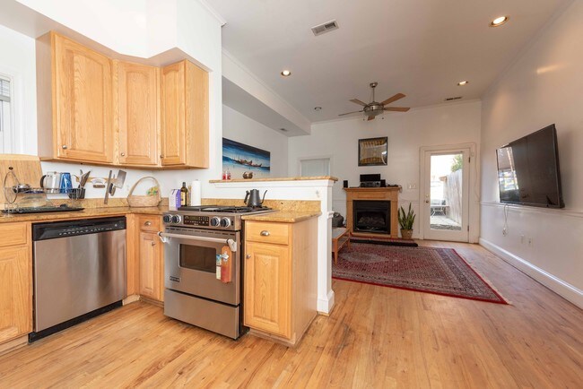 Foto del edificio - 1418 5th St NW