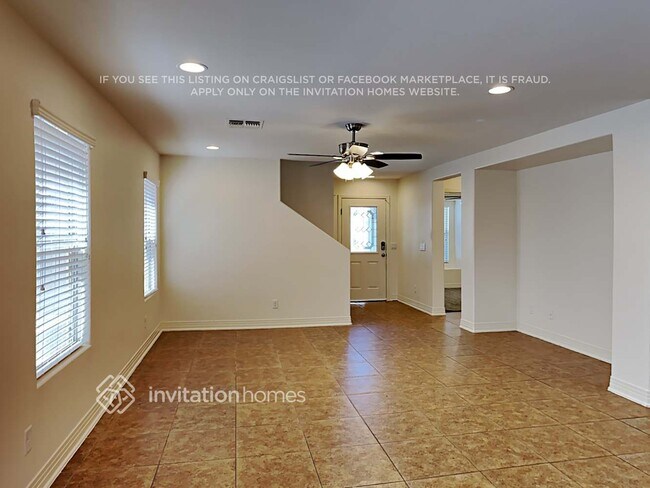 Foto del edificio - 5814 E Hampton Ave