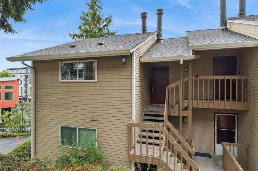 Primary Photo - 1 bedroom in Redmond WA 98052