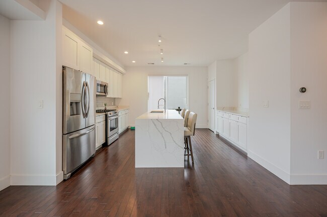 Foto del edificio - 404 51st St SE