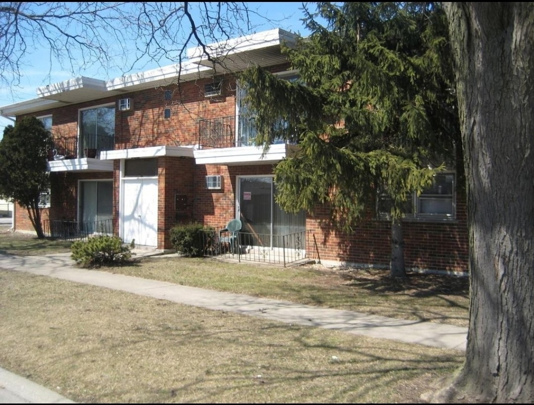 15044 Chicago Rd Unit 2NW, Dolton, IL 60419 Apartments in Dolton, IL