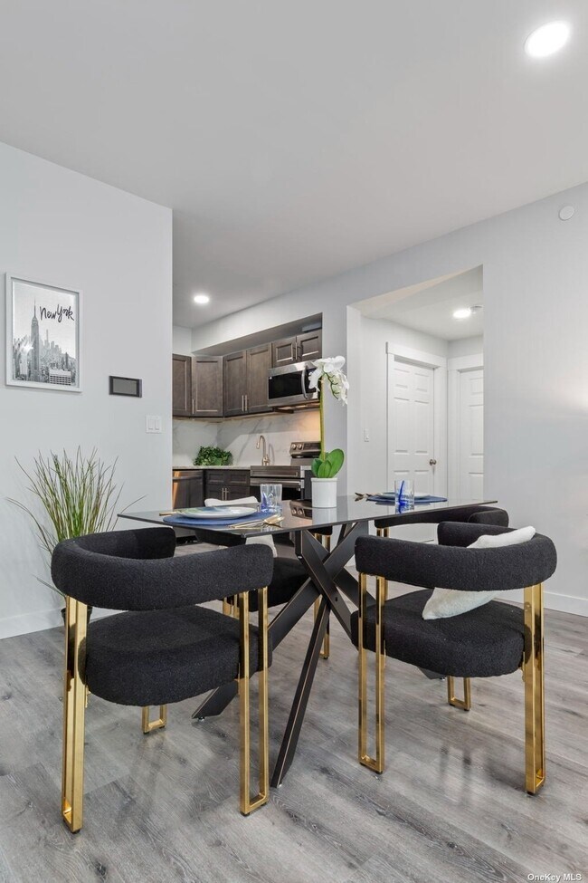 Foto del edificio - 214-33 41st Ave