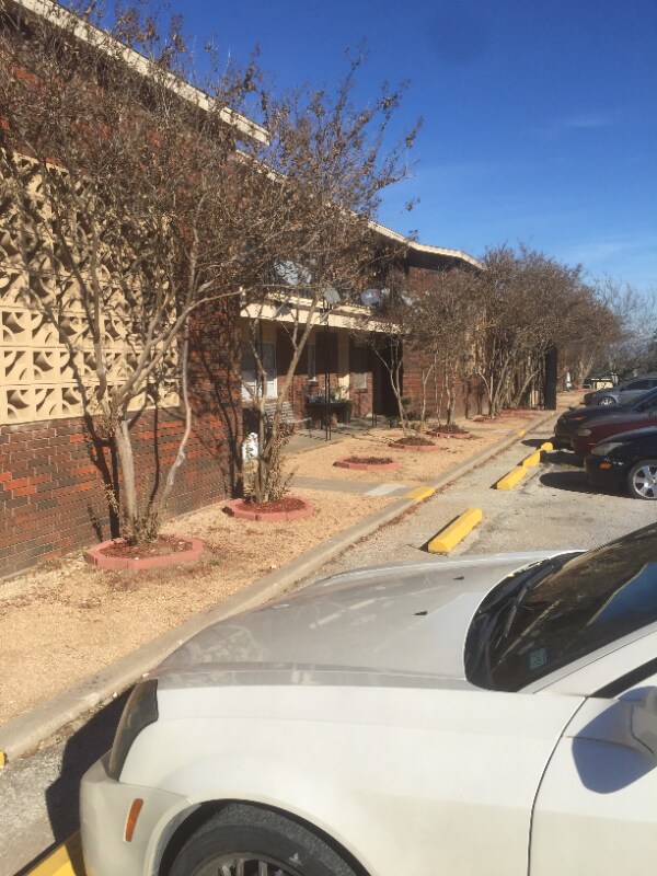 Foto del edificio - 1301 Ric Williamson Memorial Hwy