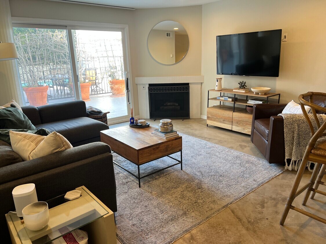 2411 Prospect Ave Unit 118, Hermosa Beach, CA 90254 Condo for Rent