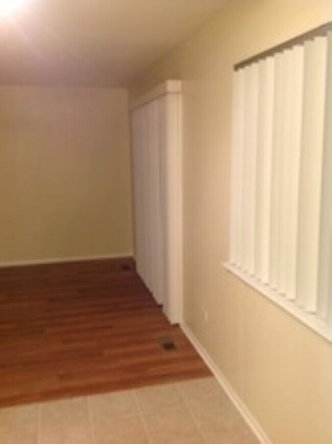 Building Photo - 1379 Cimarron Ct