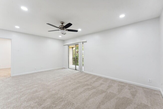 Foto del edificio - 450 NW 20th St