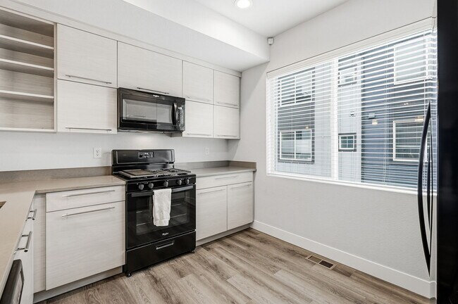 Cocina - 5528 W 10th Pl