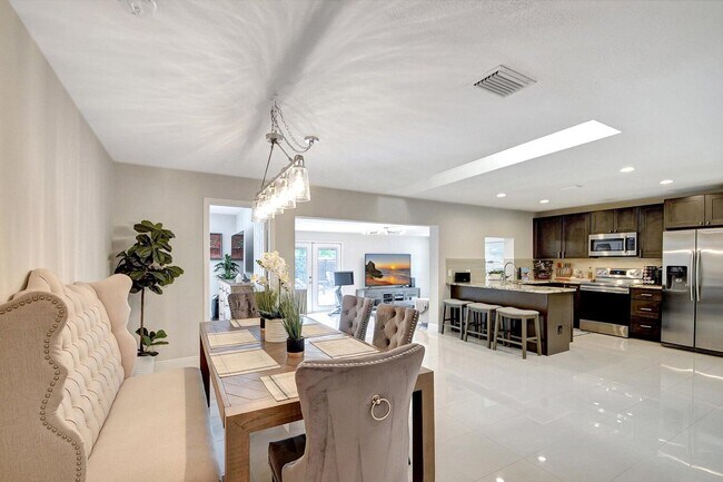 Foto del edificio - 702 Grove St