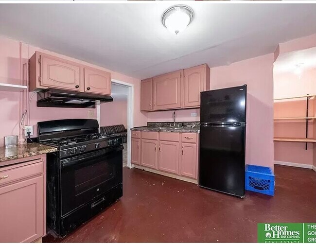 Foto del edificio - 4414 Curtis Ave