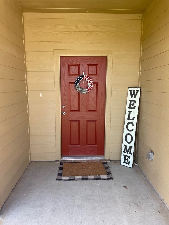 Foto del edificio - 7503 McCulloch Rd