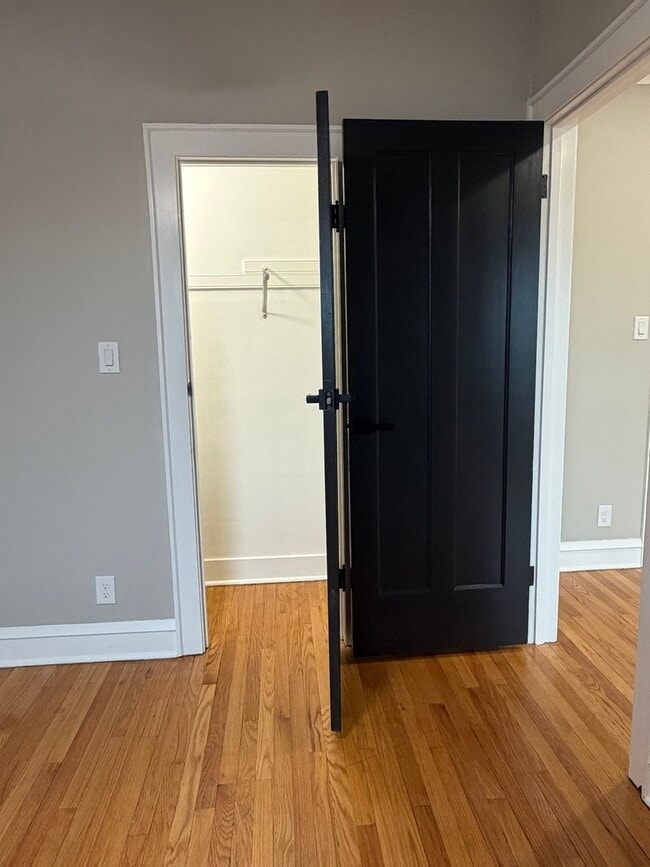 Foto del edificio - 6024 W Addison St