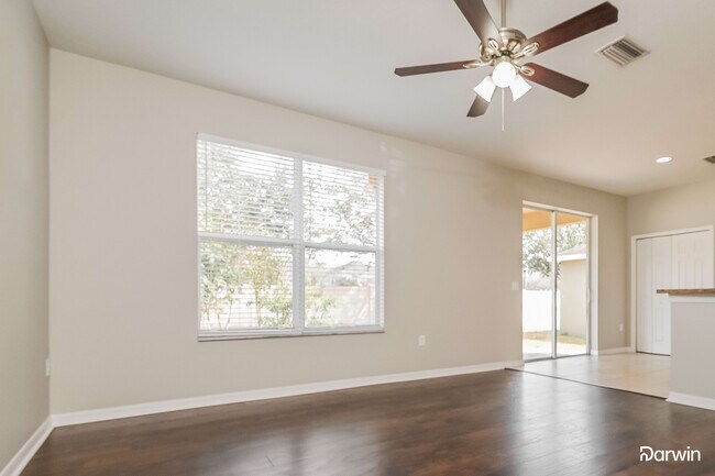 Foto del edificio - 15520 Telford Spring Dr, Ruskin, FL 33573