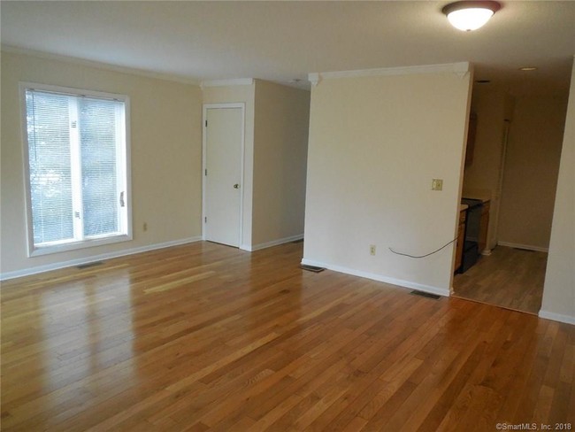 Building Photo - 675 Newfield St