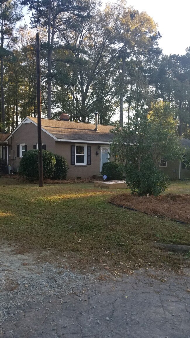 812 E Ellerbee St, Durham, NC 27704 House Rental in Durham, NC