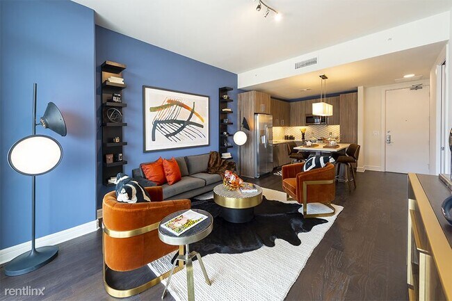 Building Photo - 1 br, 1 bath Condo - 2900 McKinnon St