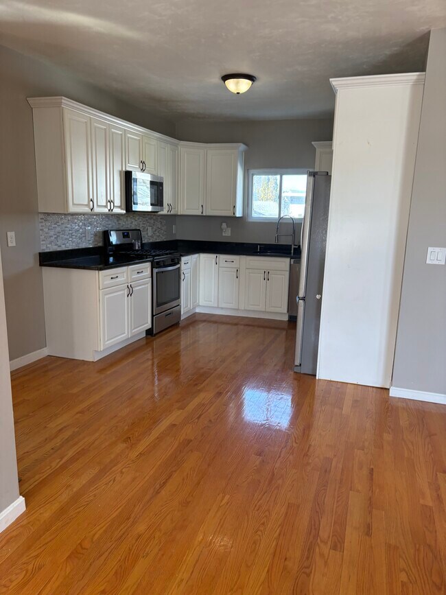 Foto del edificio - 18 Upham St