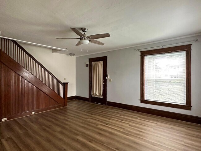 Building Photo - 308 Steuben St